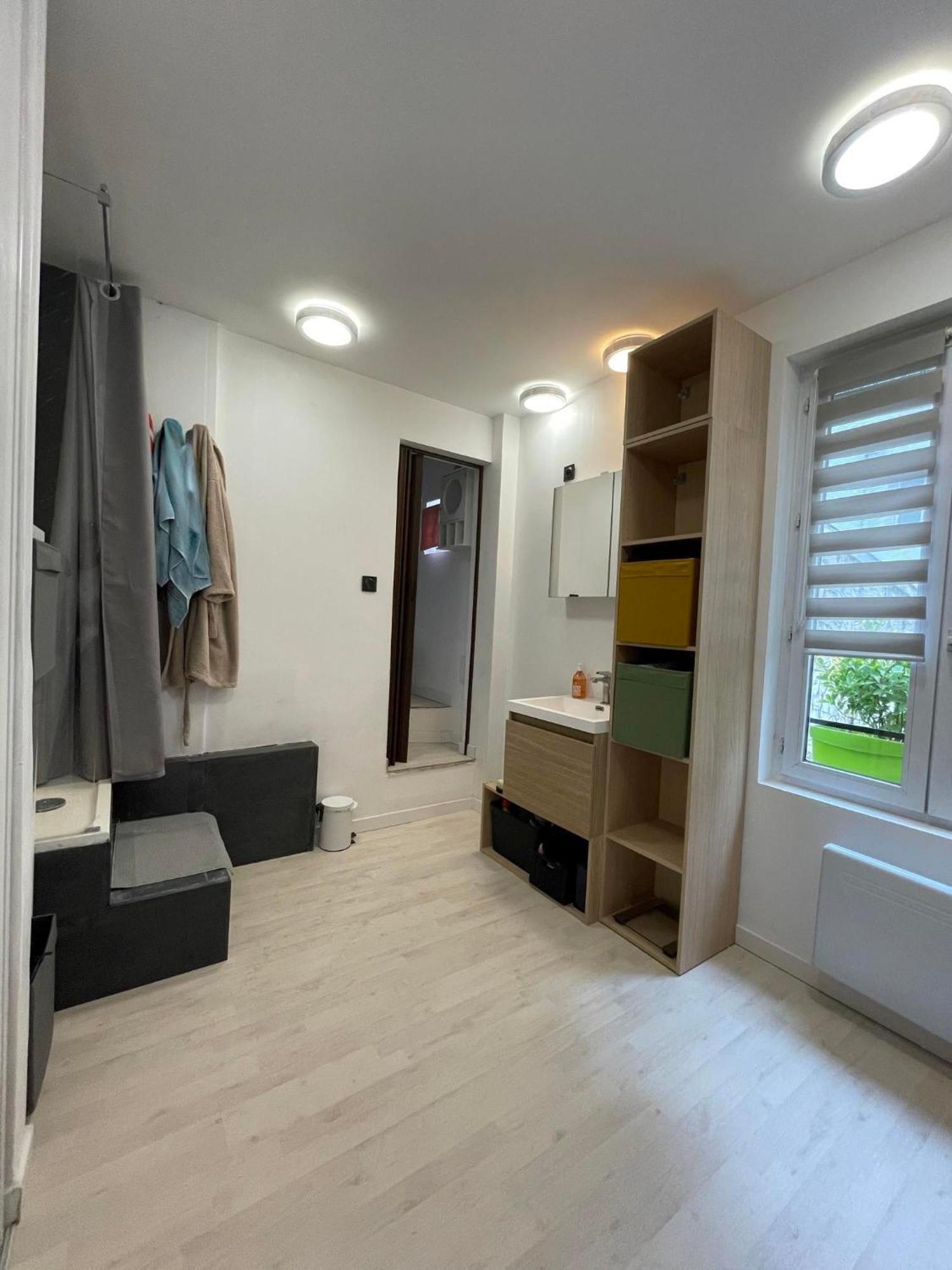 Petit Cocon Parisien ! Paris Centre - Gare Du Nord Apartment Ngoại thất bức ảnh