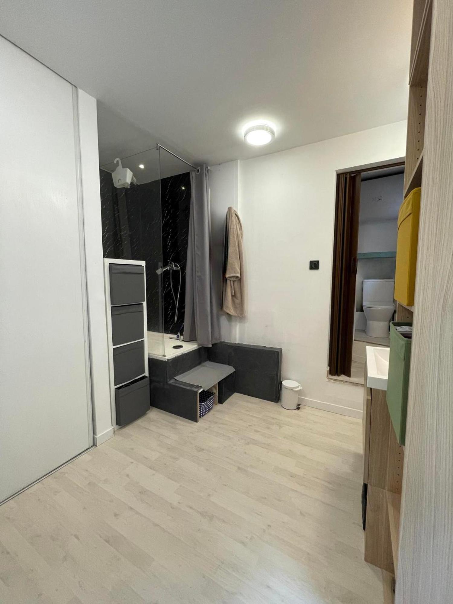 Petit Cocon Parisien ! Paris Centre - Gare Du Nord Apartment Ngoại thất bức ảnh