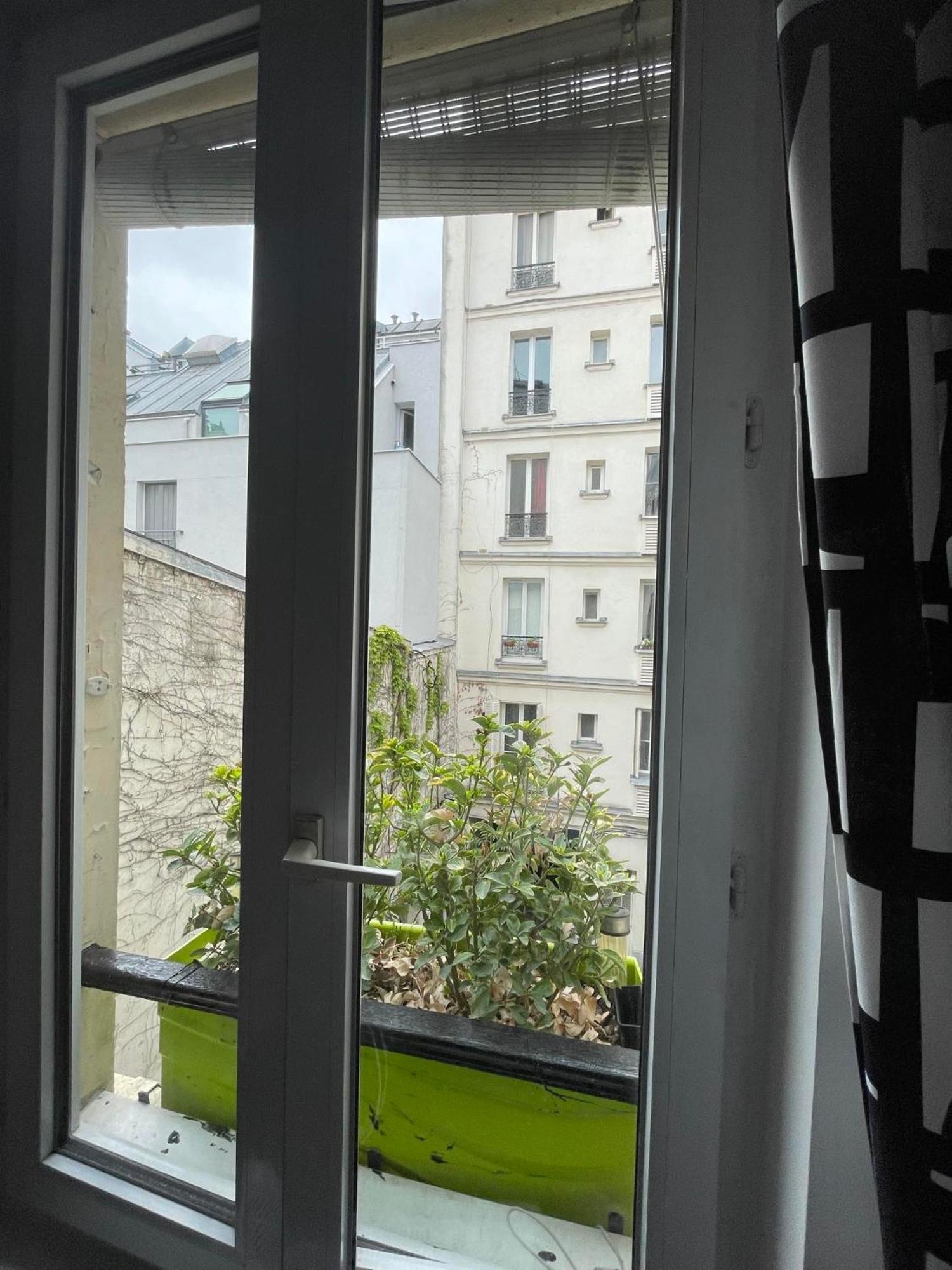 Petit Cocon Parisien ! Paris Centre - Gare Du Nord Apartment Ngoại thất bức ảnh
